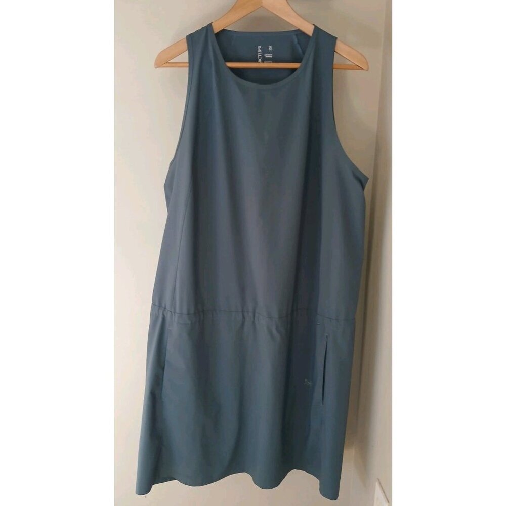 Arc'Teryx Contenta Dress Size